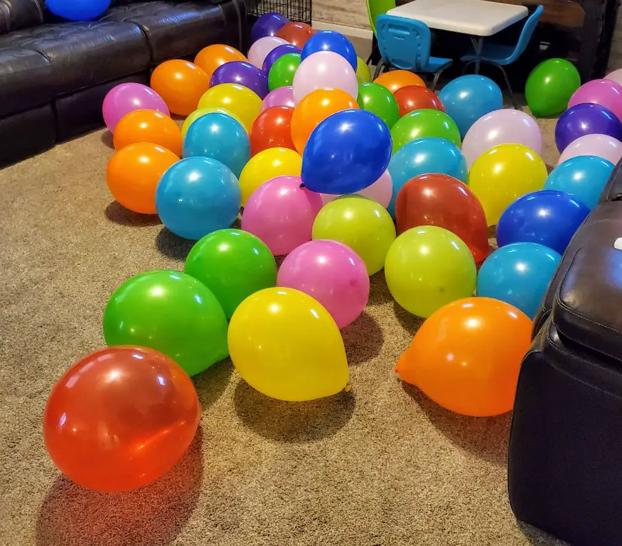 Filling House with Balloons