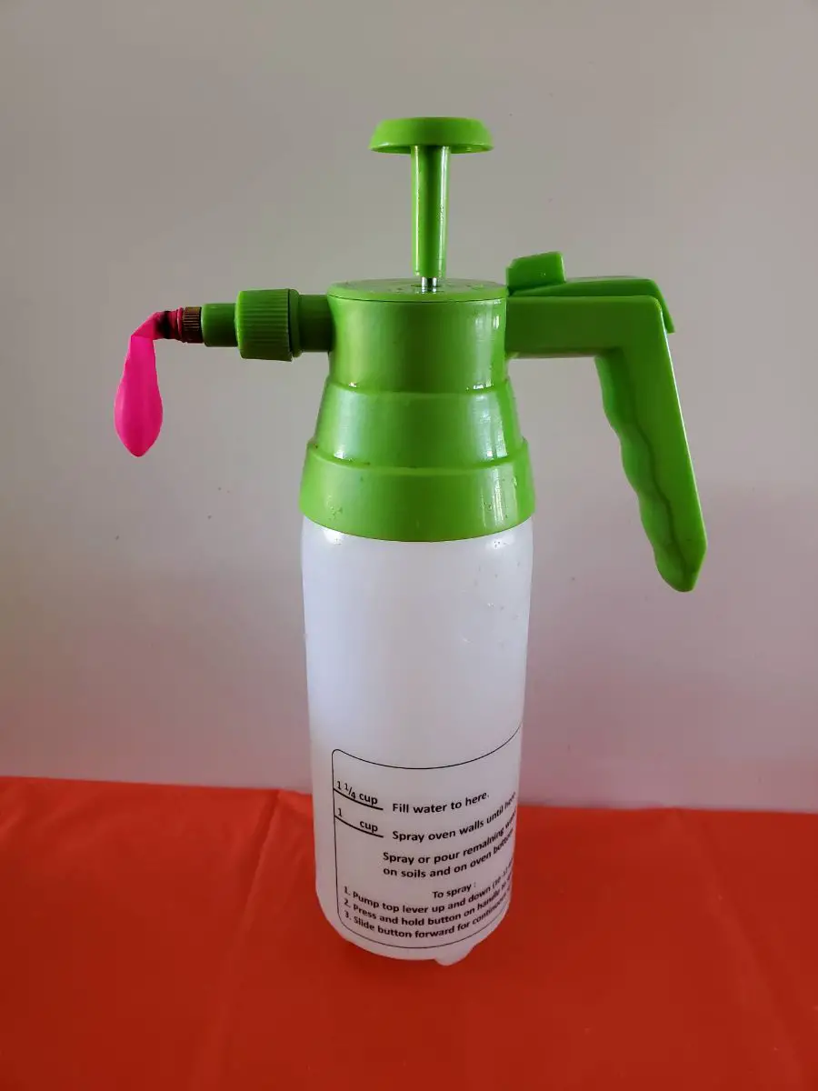 Spray Pump Bottle with Water Balloon