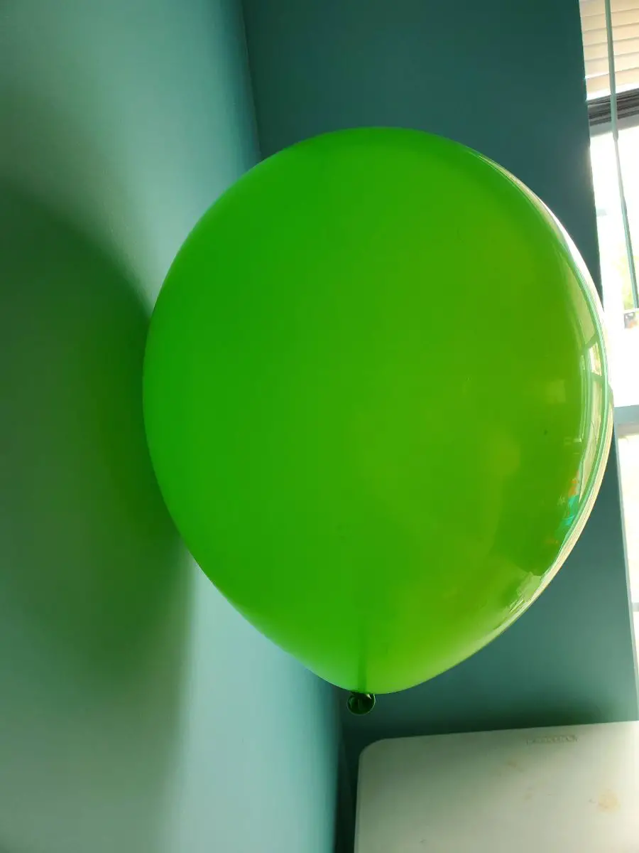 Latex Balloon Hanging on Wall with Balloon Glue