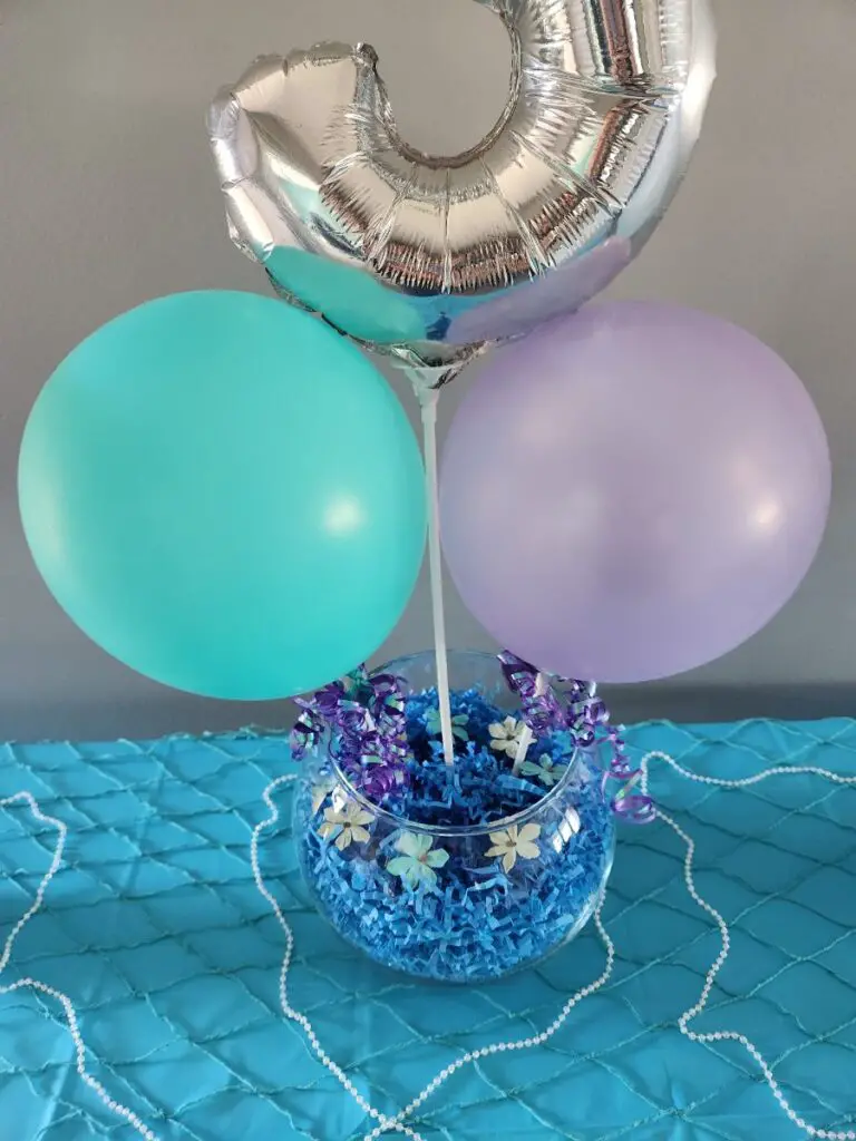 Balloon Centerpiece With Embellishments